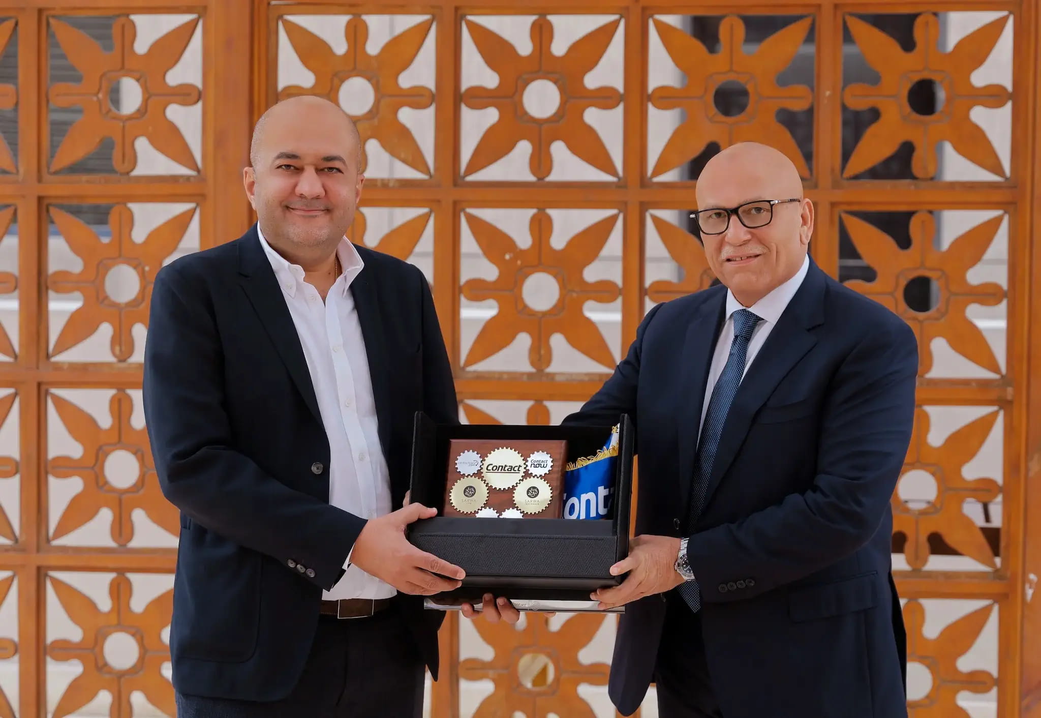 سعيد زعتر يسلم القيادة التنفيذية لمجموعة كونتكت المالية إلى جون سعد